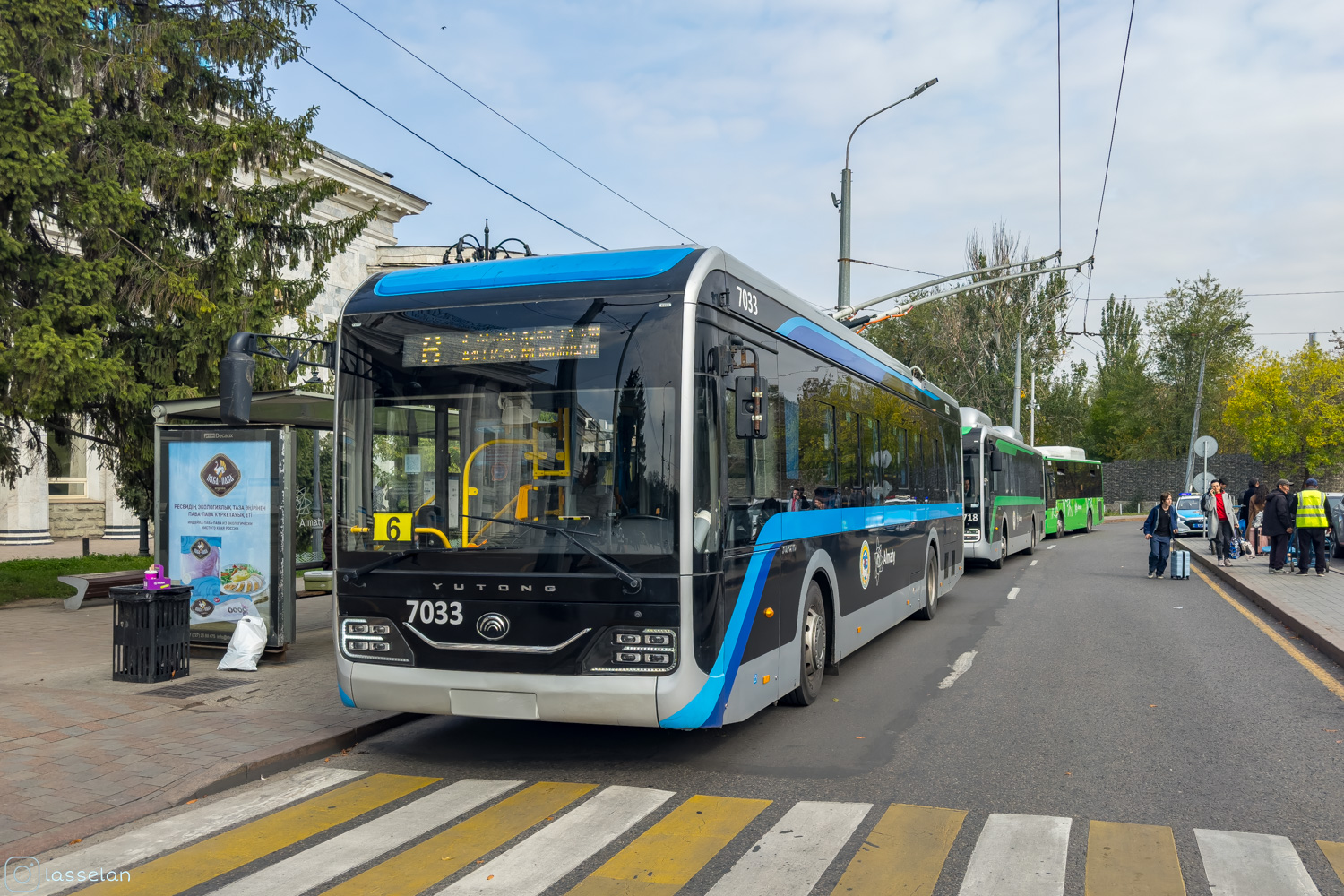 Алматы, Yutong ZK6128BEVG (QazTehna) № 7033 Алматы, Yutong ZK6128BEVG (QazTehna) № 7033