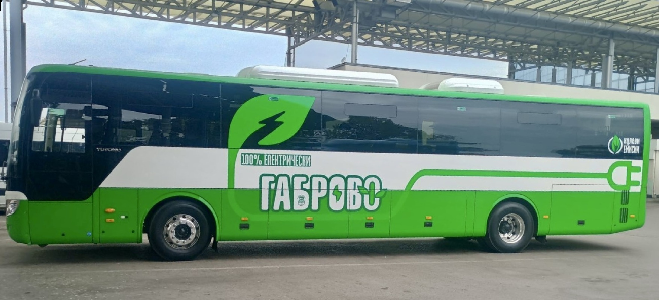 Gabrovo, Yutong ICe12 N°. EA 9247 AB