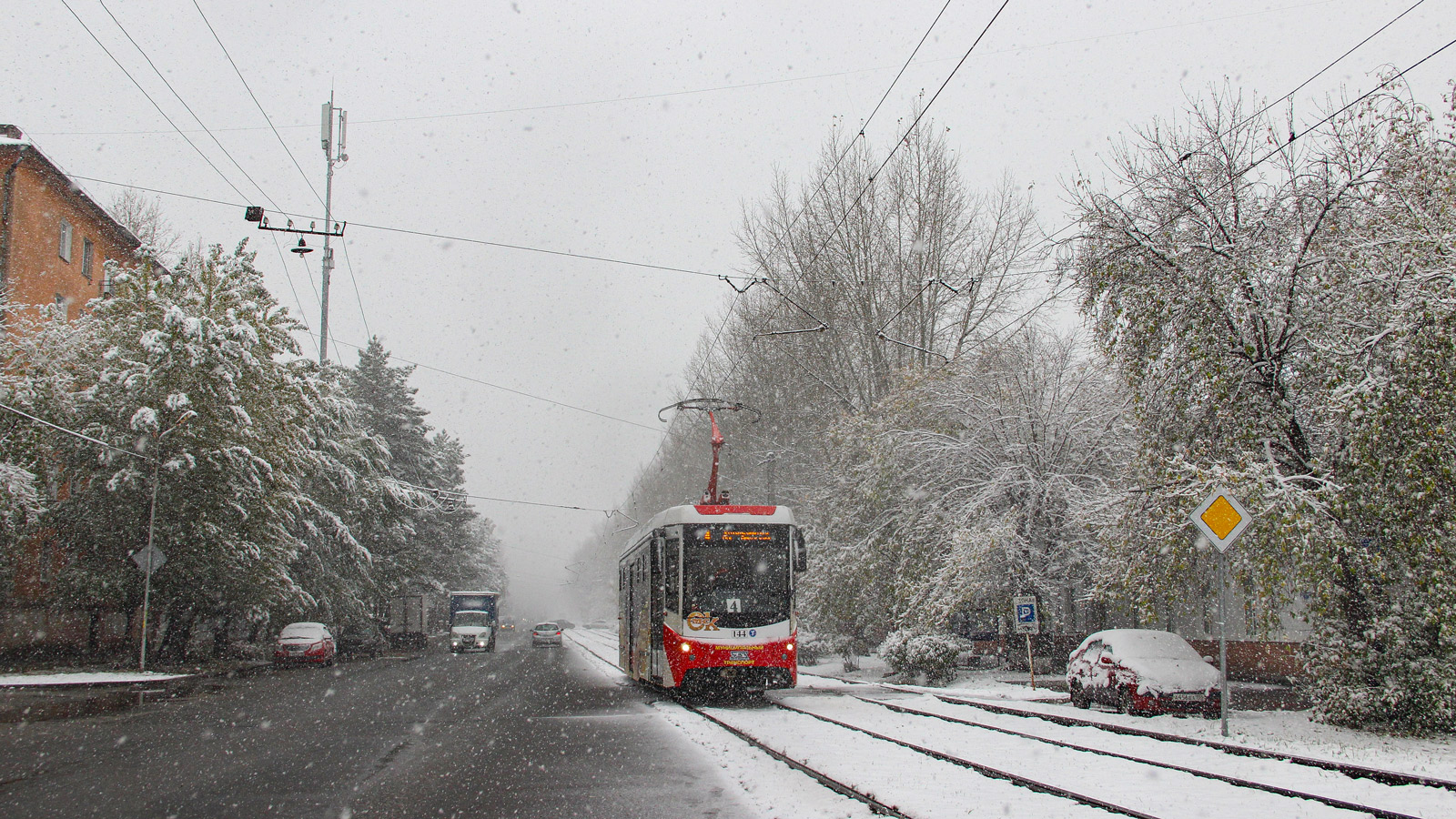 Omsk, 71-407-01 N°. 144; Omsk — Miscellaneous photos