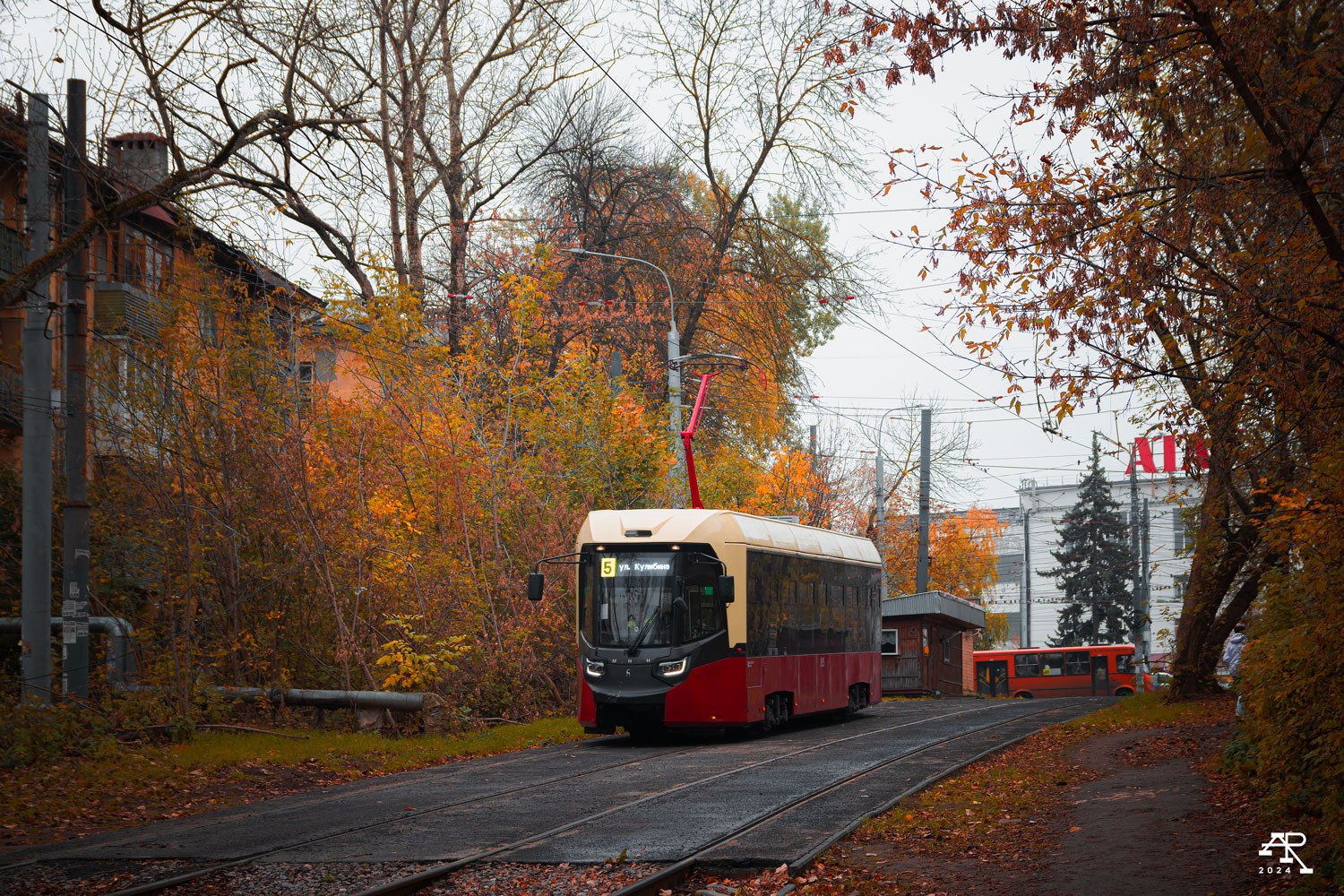 Нижний Новгород, БКМ Т811 «МиНиН» № 1815
