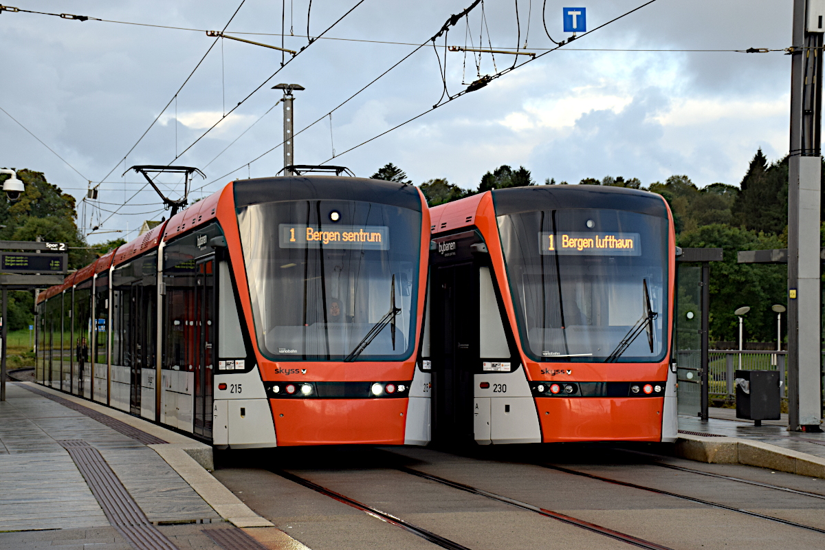 Берген, Stadler Variobahn № 215
