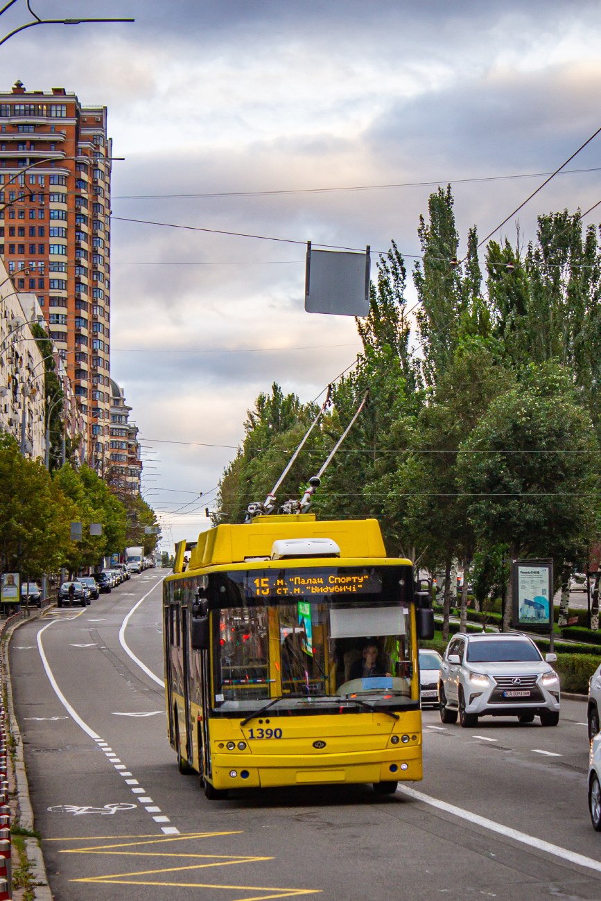 Киев, Богдан Т70117 № 1390