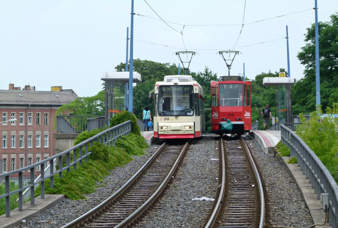 Франкфурт-на-Одере, AEG GT6M № 308; Франкфурт-на-Одере, Tatra KT4DM № 219