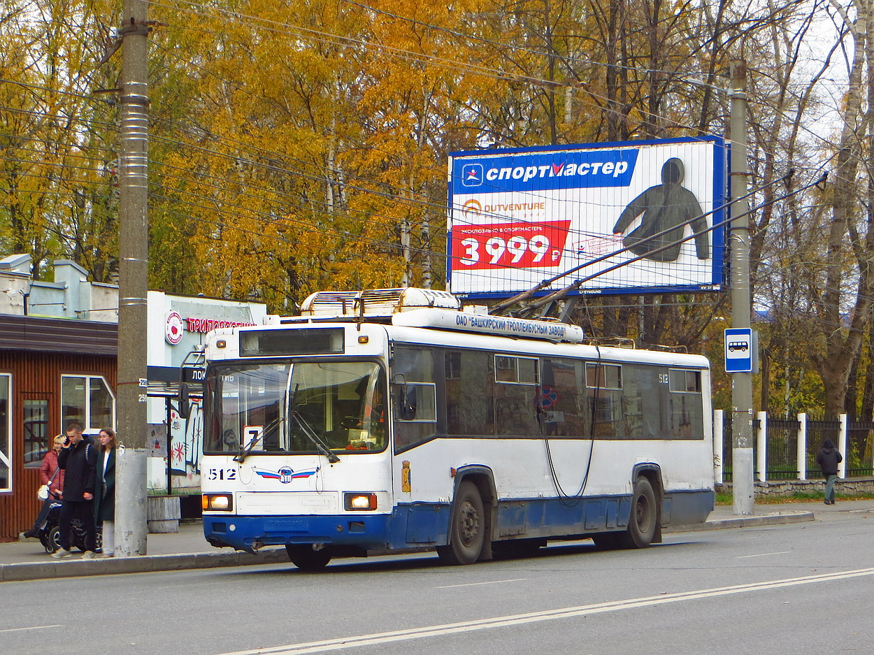 Киров, БТЗ-52764Р № 512