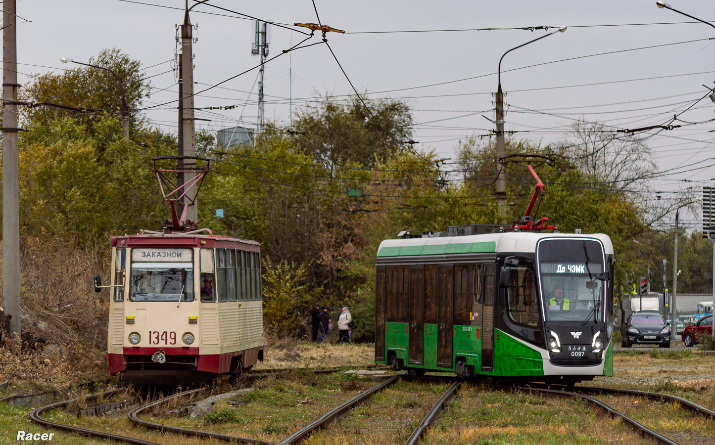Chelyabinsk, 71-605 (KTM-5M3) č. 1349; Chelyabinsk, 71-628-01 č. 0097