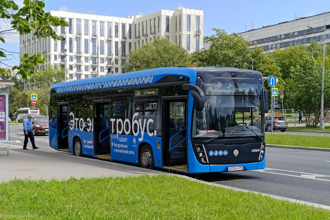 Москва, КАМАЗ-6282 № 430691