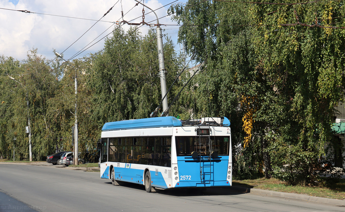 Новосибирск, УТТЗ-6241.01 «Горожанин» № 2572