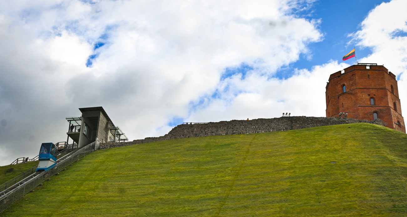 Vilnius — Inclined elevator