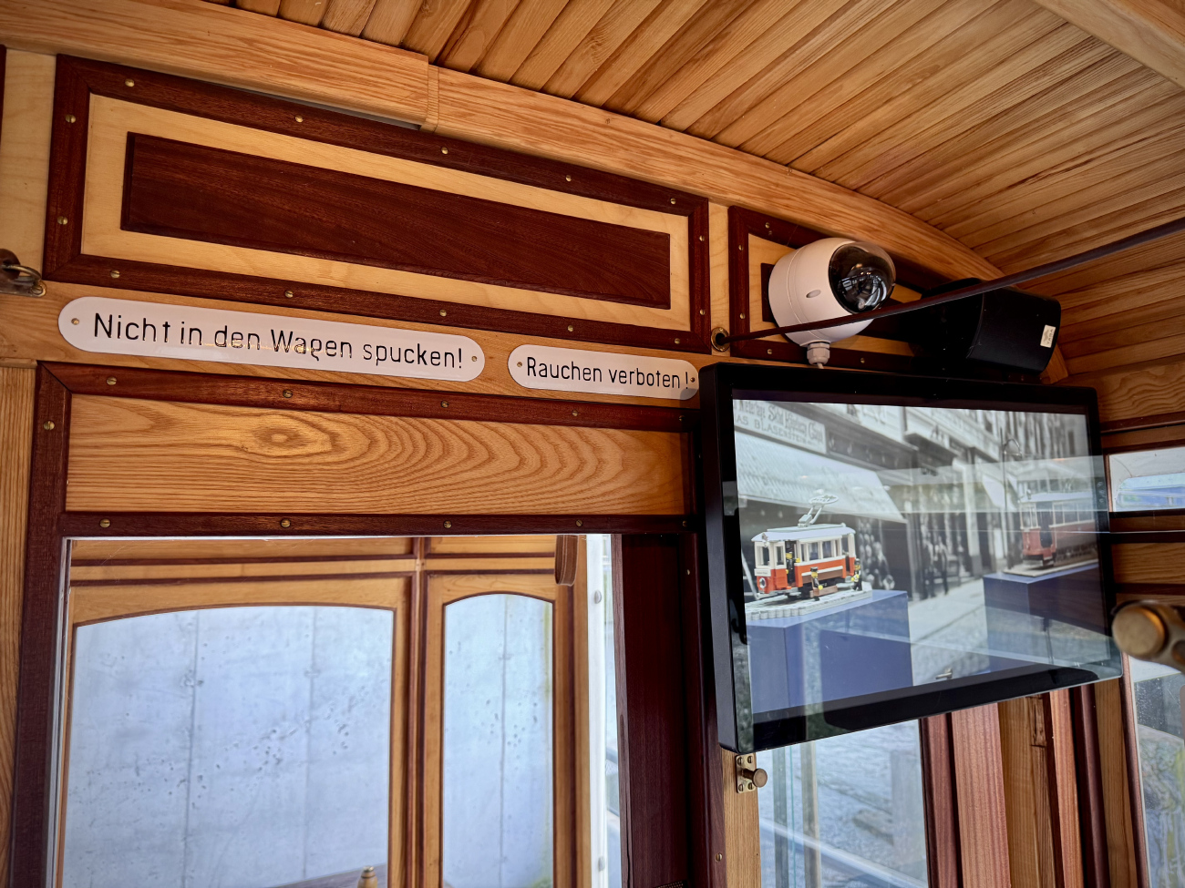 Cieszyn, Ringhoffer 2-axle motor car — 4