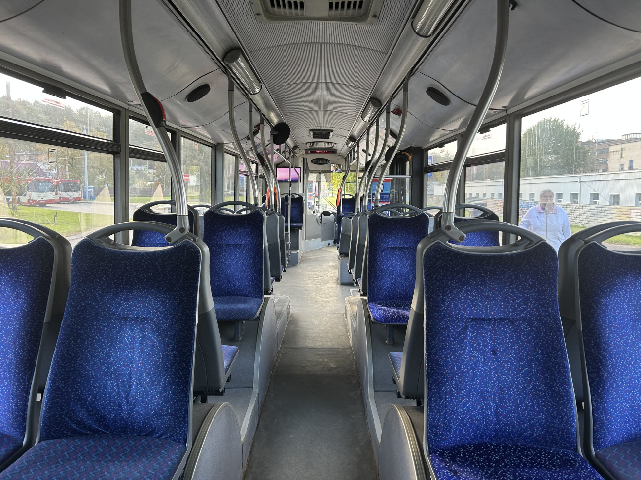 Вильнюс, Solaris Trollino II 15 AC № 2712