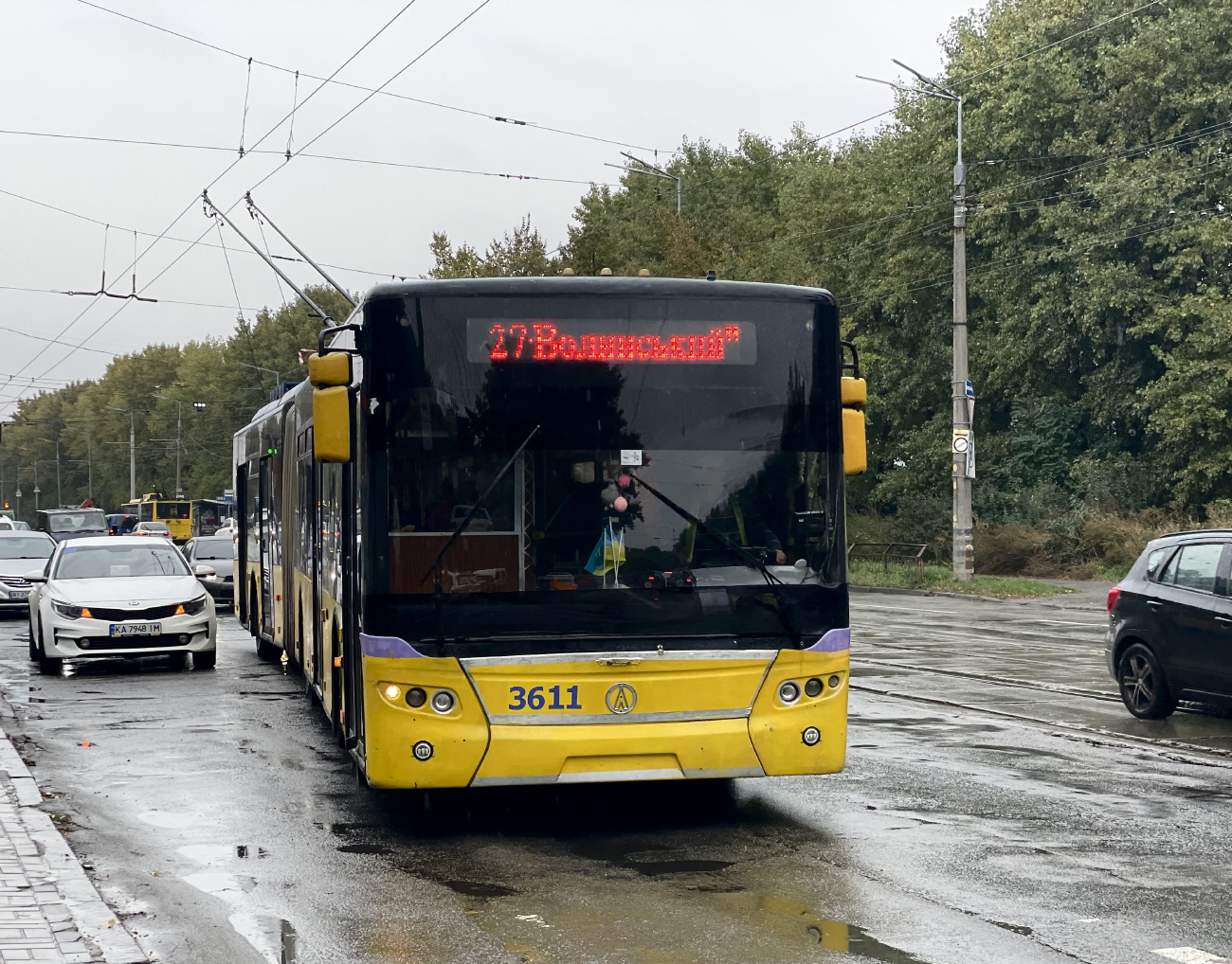 基辅, LAZ E301D1 # 3611