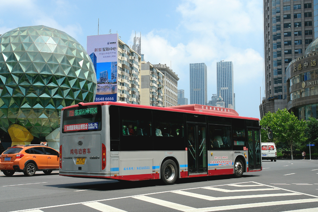 Dalian, BYD K8 № 1-1357