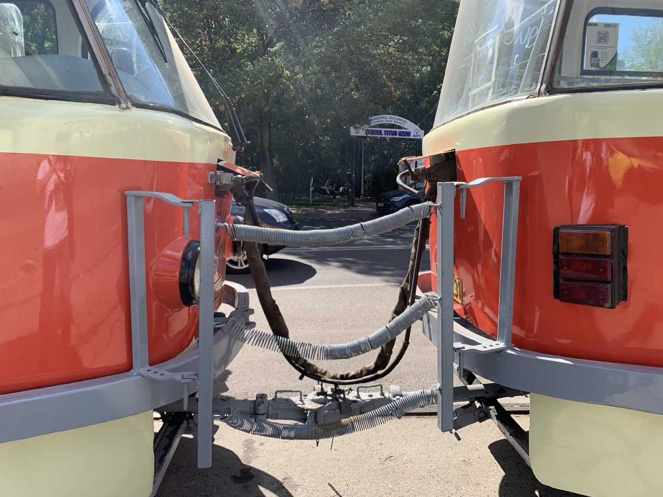 Бухарест - Илфов, Tatra T4R № 3344; Бухарест - Илфов, Tatra T4R № 3303; Европейская неделя мобильности в Румынии; Оборудование электротранспорта — Разное