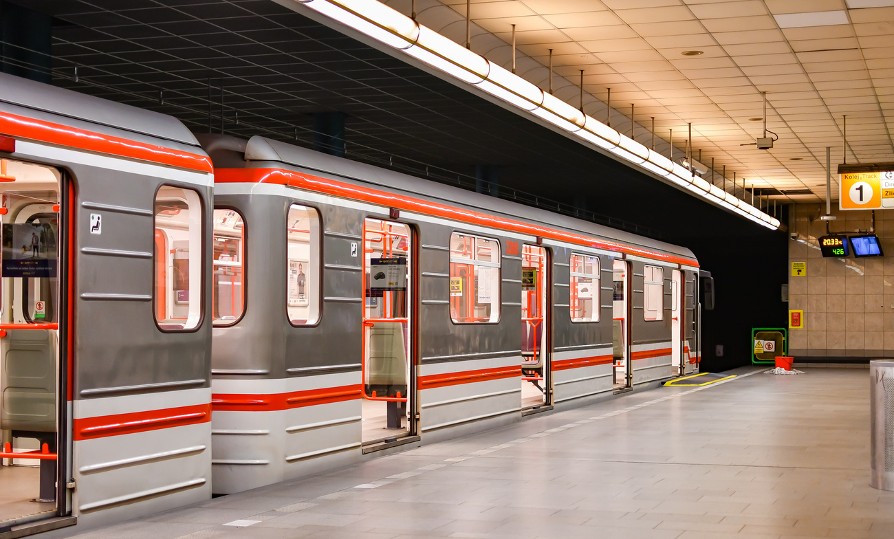 Prague, 2Mt (81-71M) № 3380; Prague — Metro: Line B