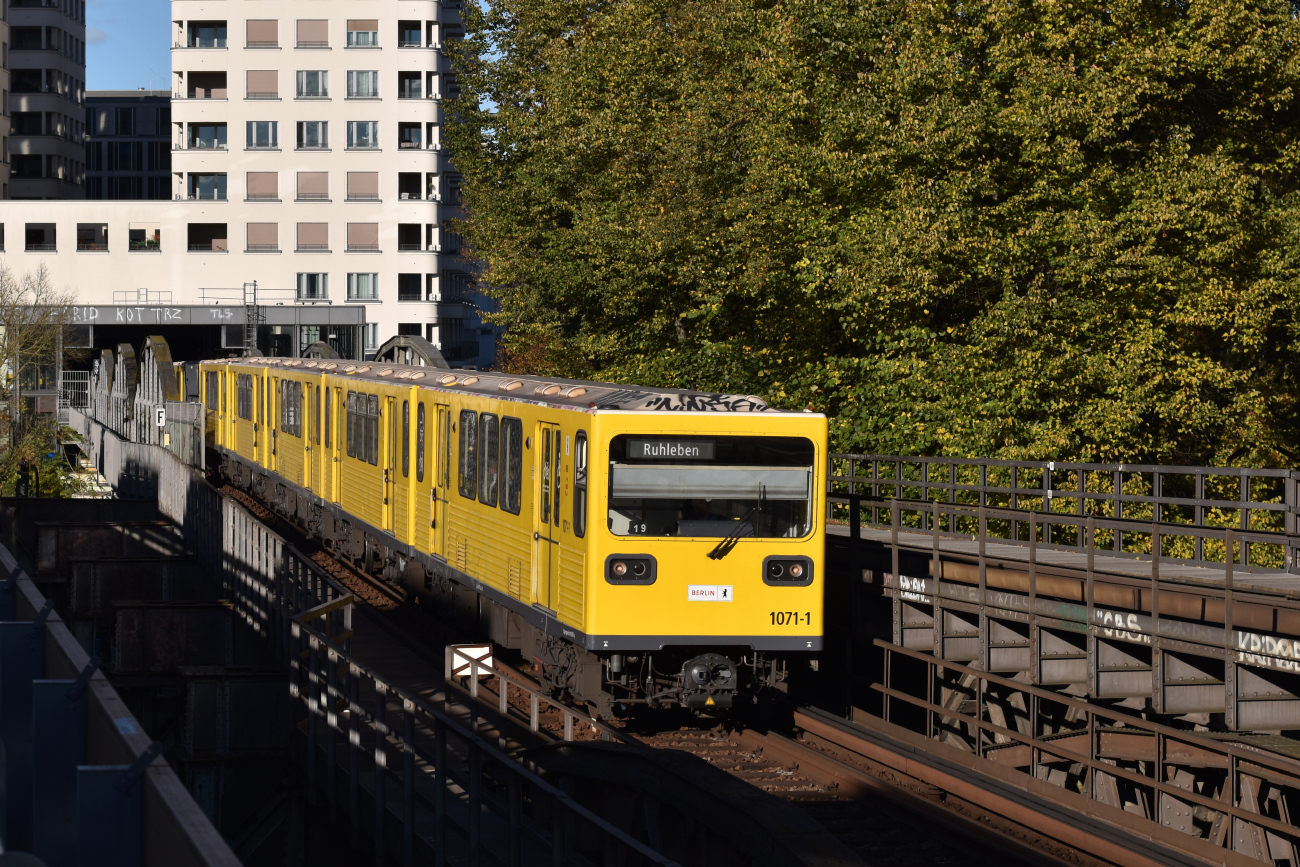Берлин, BVG GI/1E № 1071-1