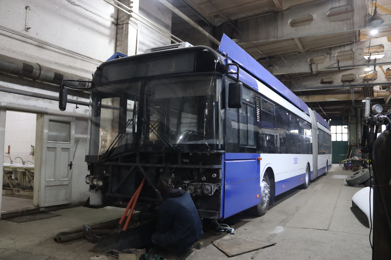 Кишинёв, Solaris Trollino II 18 Ganz № 3930
