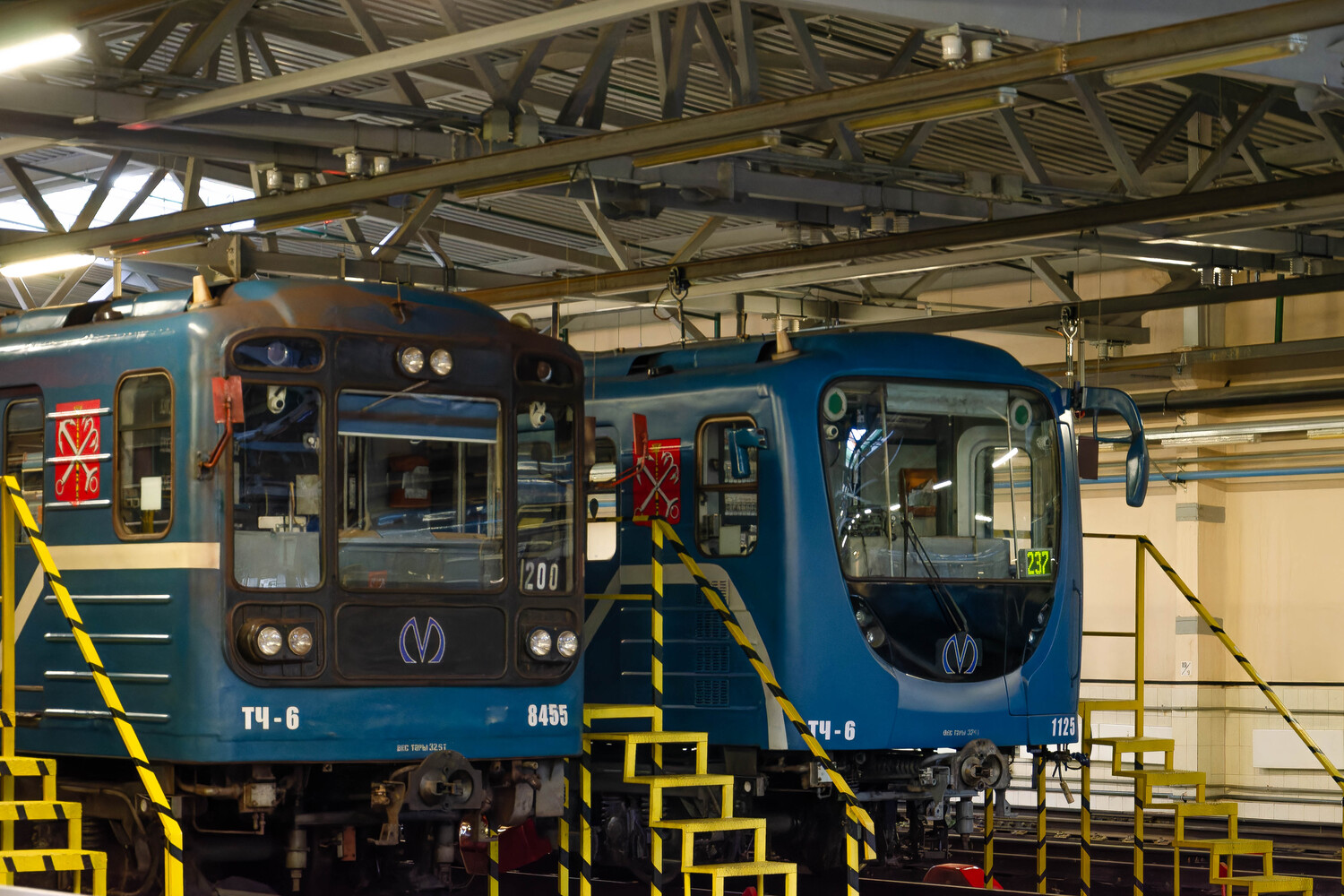 Petrohrad — Metro — Line 2