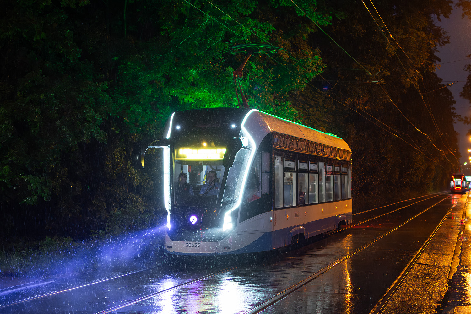 Москва, 71-911ЕМ «Львёнок» № 30635