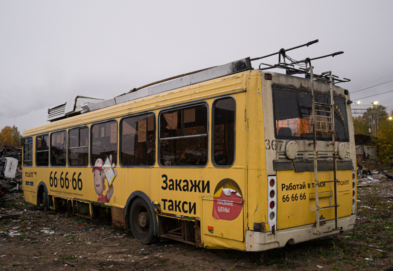 Петрозаводск, ЛиАЗ-5280 № 367; Петрозаводск — Базы хранения и списания троллейбусов (БХиСТ) Петрозаводск, ЛиАЗ-5280 № 367; Петрозаводск — Базы хранения и списания троллейбусов (БХиСТ)