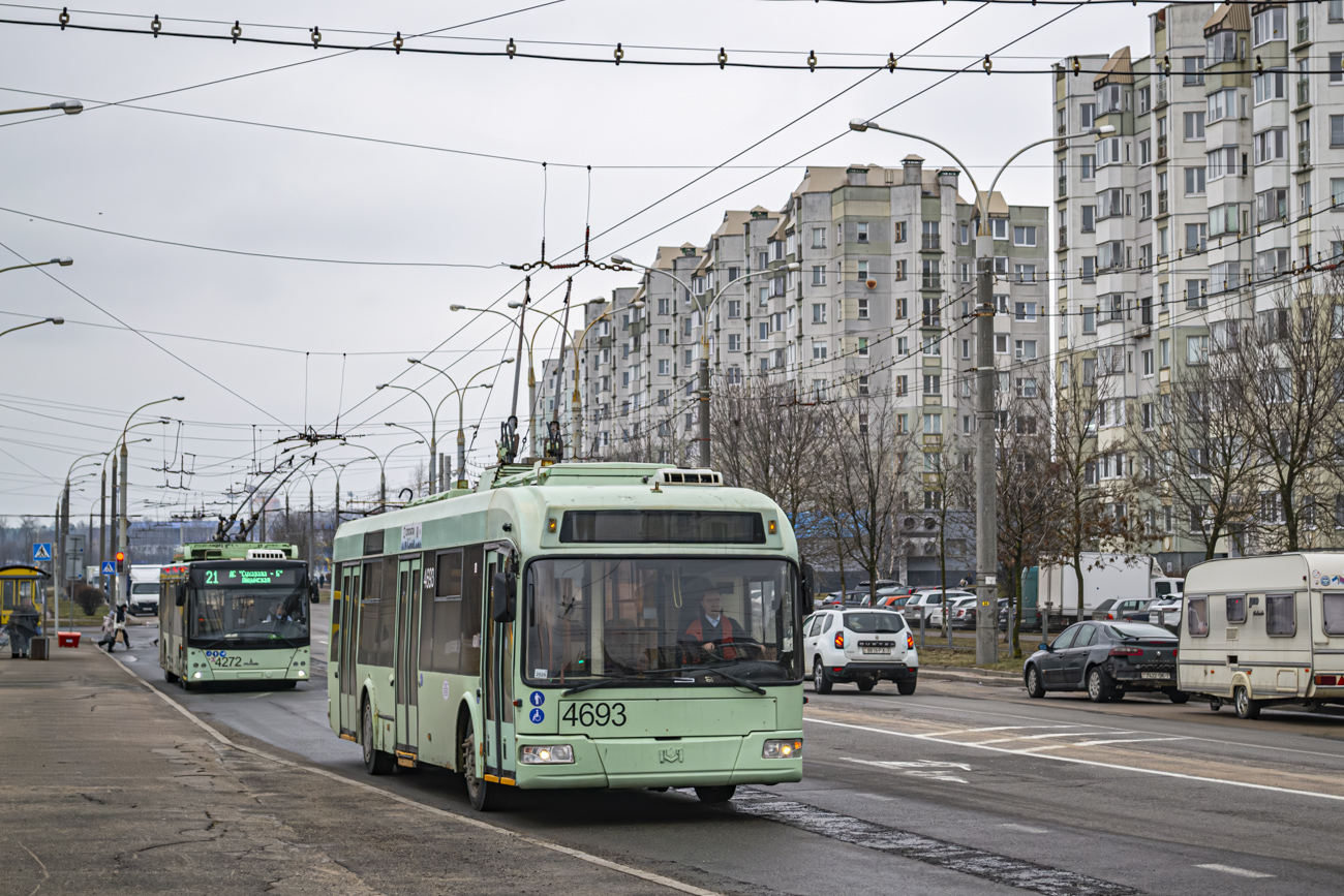 Минск, БКМ 321 № 4693