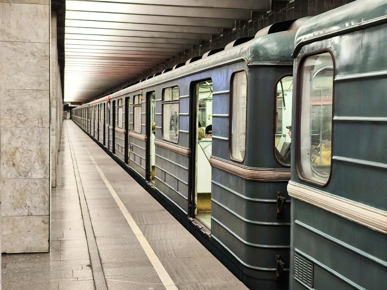 Москва, 81-714.5 (ЛВЗ/ВМ) № 11208