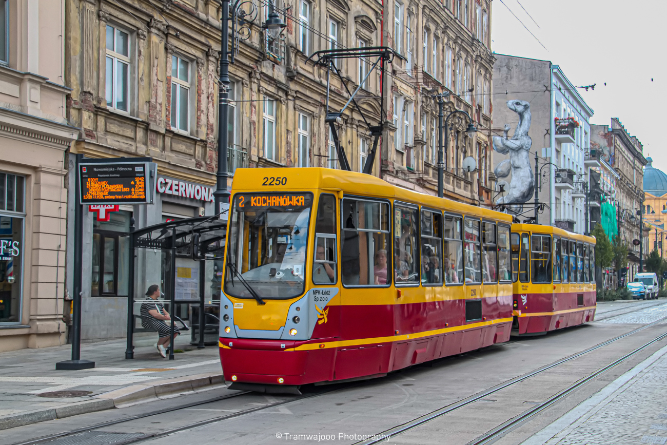 Лодзь, Konstal 805NaND № 2250