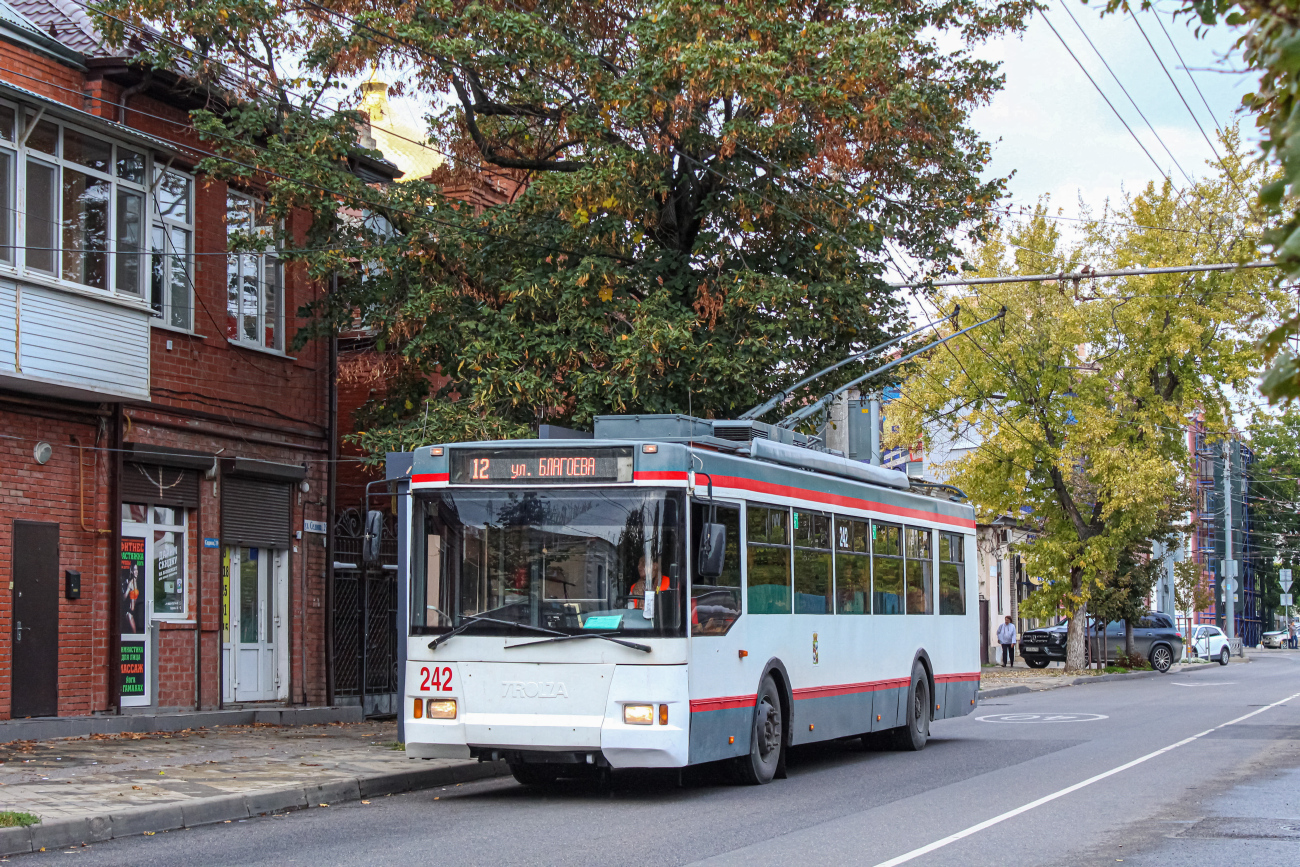Краснодар, Тролза-5275.05 «Оптима» № 242 Краснодар, Тролза-5275.05 «Оптима» № 242