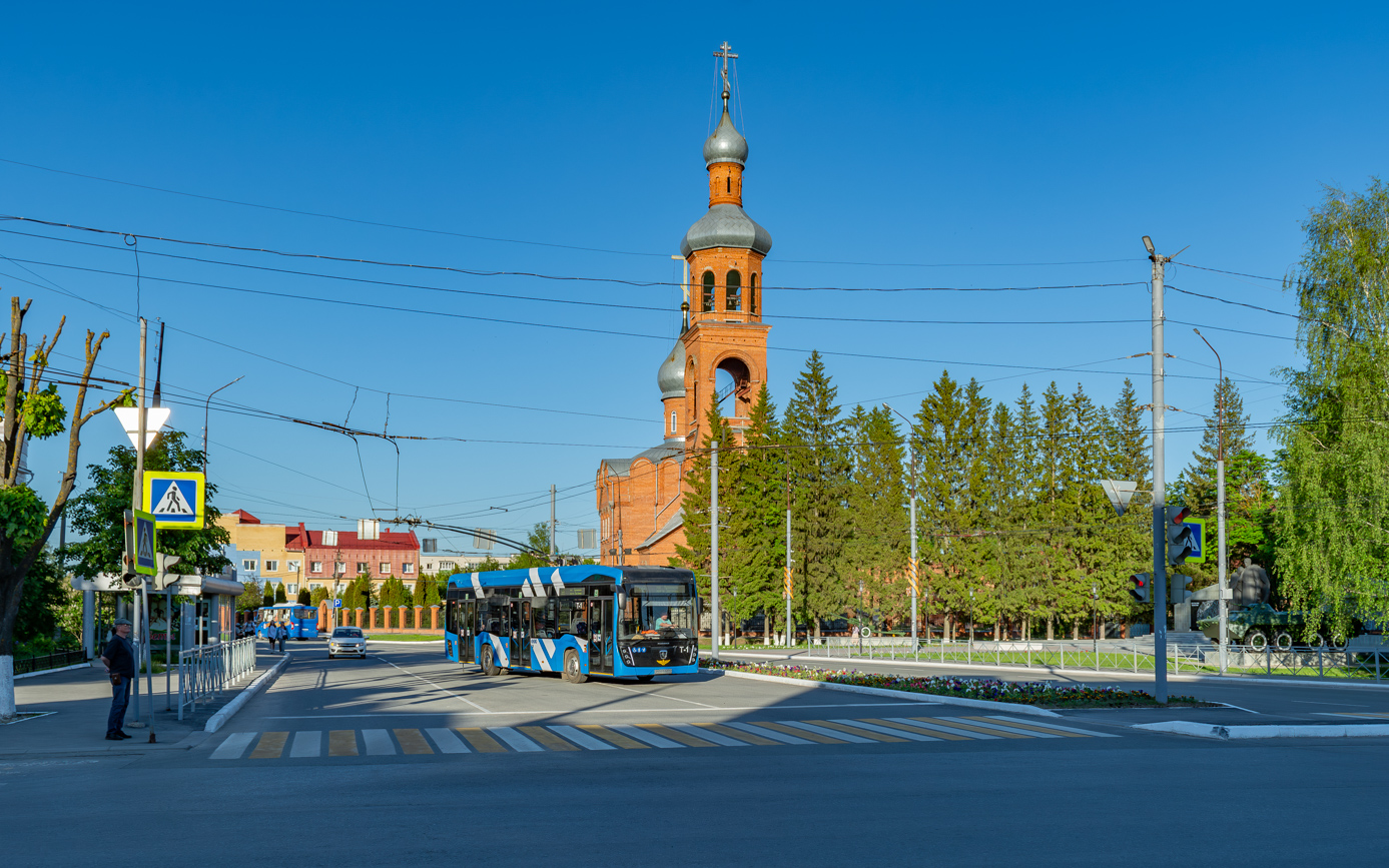 Йошкар-Ола, КАМАЗ-62825 № Т-1