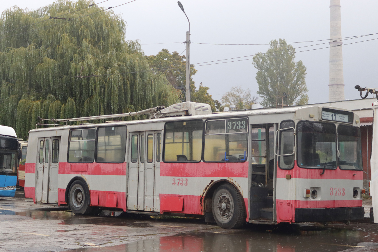 Chișinău, ZiU-682V10 № 3733