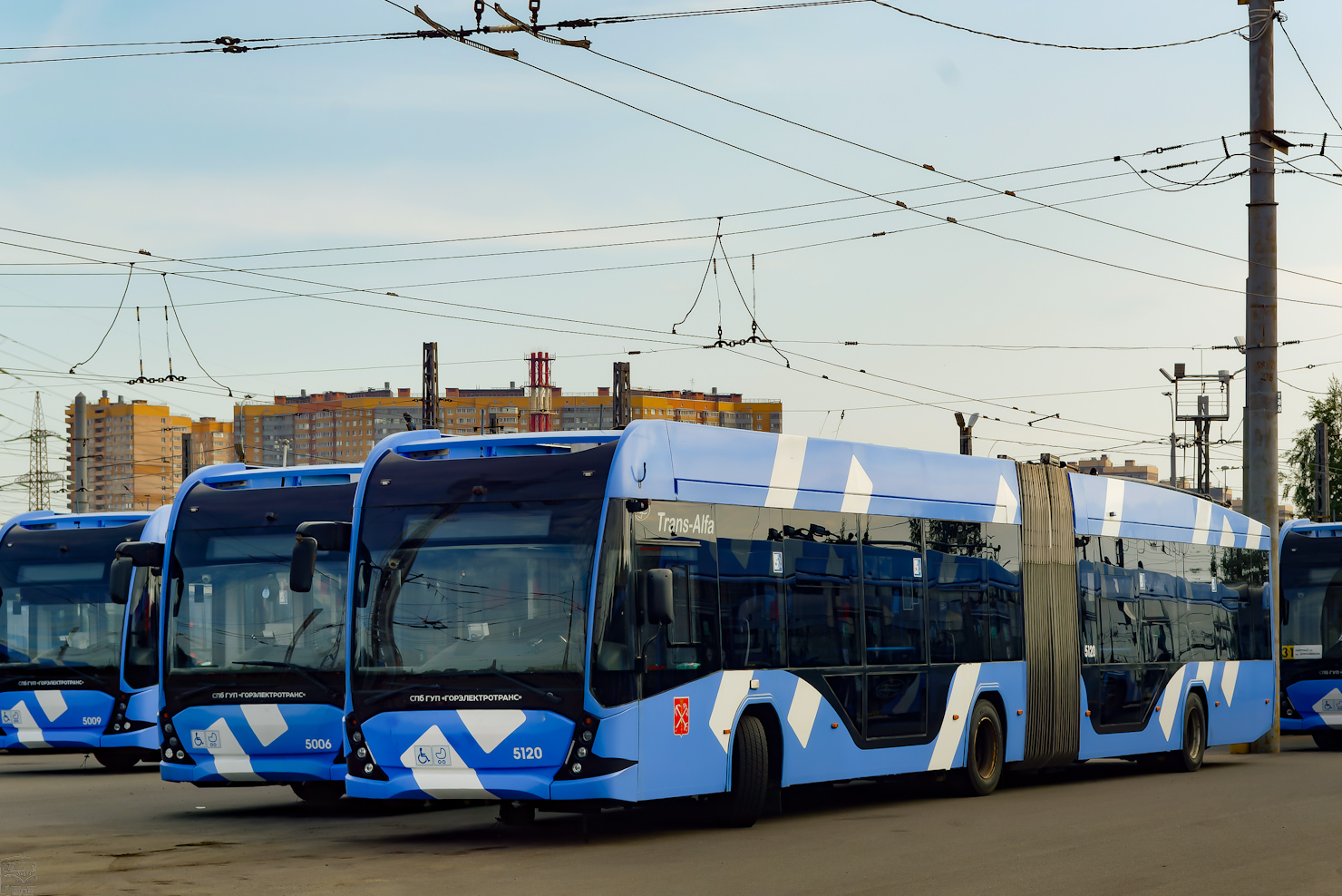 Санкт-Петербург, ВМЗ-6215.01 «Премьер» № 5120