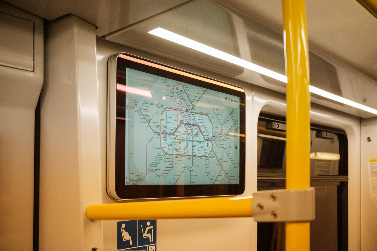 Берлин — U-Bahn — Разные фотографии