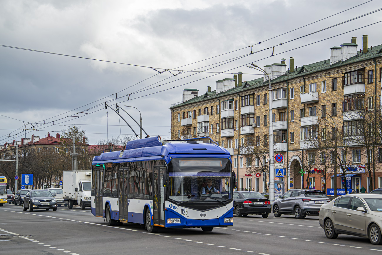 Брест, БКМ 321 № 025