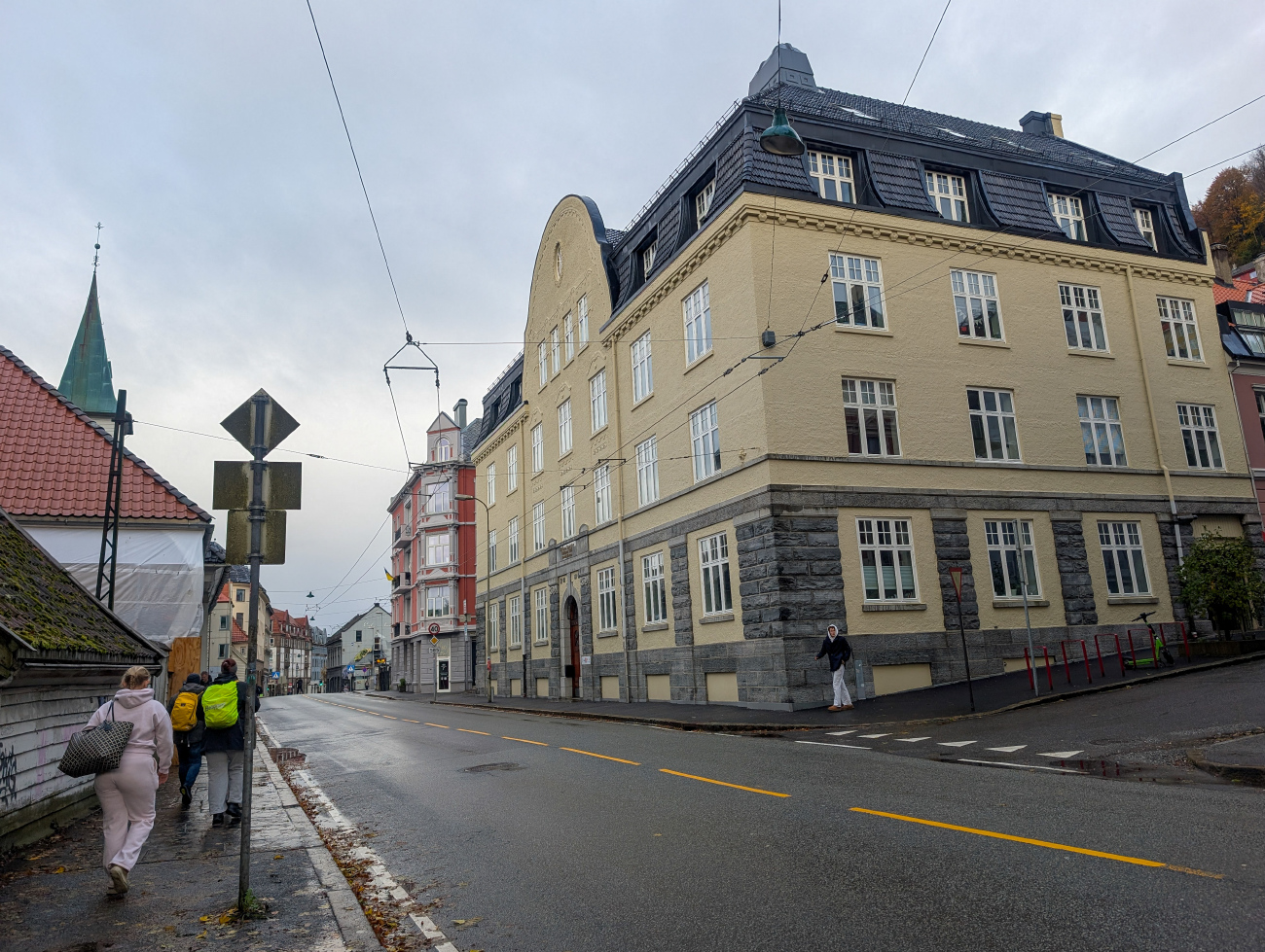 Bergen — Trolleybus Lines and Infrastructure