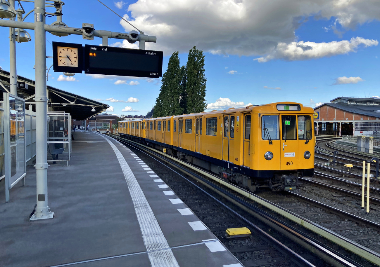 Берлін, BVG A3E № 490