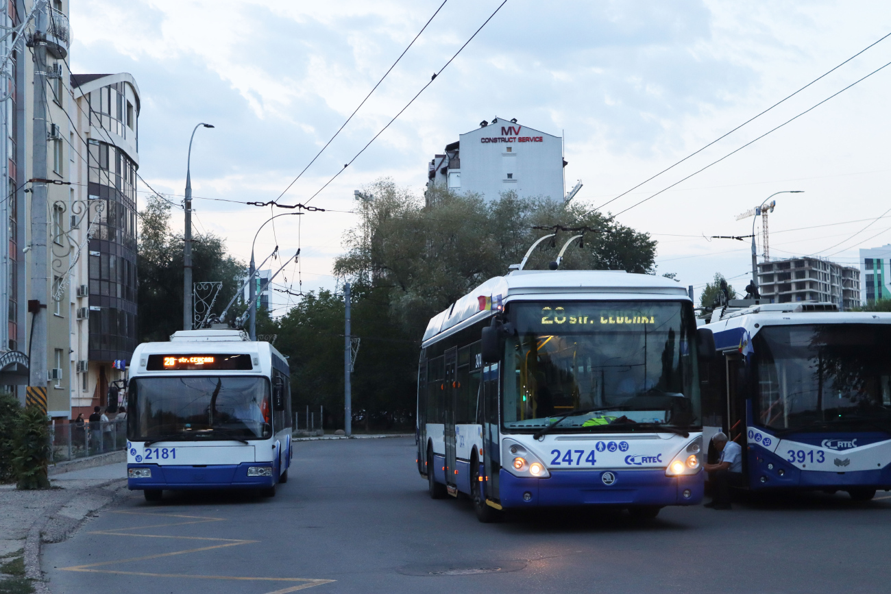Кишинёв, БКМ 321 № 2181; Кишинёв, Škoda 24Tr Irisbus Citelis № 2474
