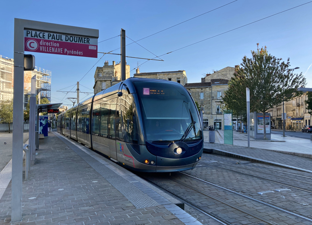 Bordeaux, Alstom Citadis 402 № 1854; Bordeaux — Tramway Lines and Infrastructure