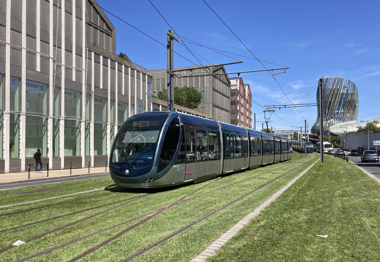 Бордо, Alstom Citadis 402 № 1312; Бордо — Трамвайные линии и инфраструктура