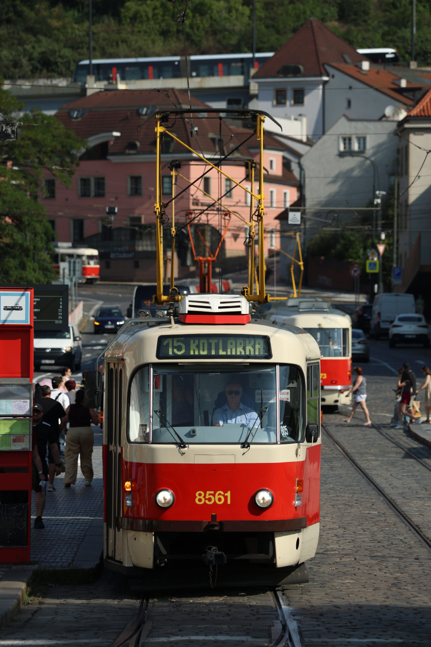 Прага, Tatra T3R.P № 8561