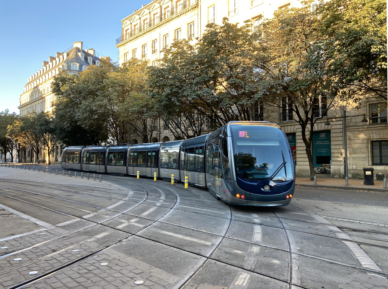 Бордо, Alstom Citadis 402 № 1312; Бордо — Трамвайные линии и инфраструктура