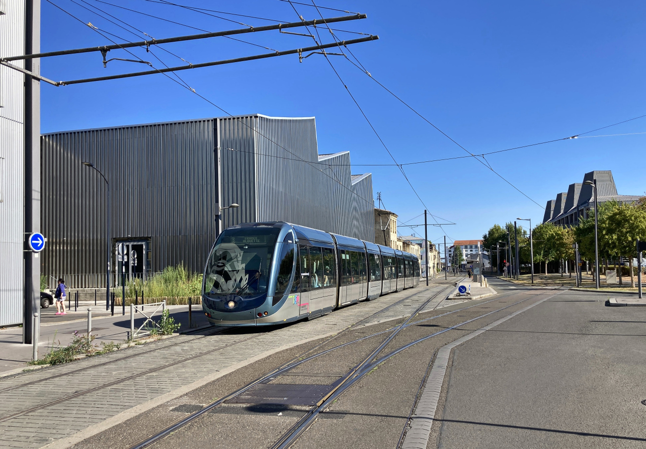 Бордо, Alstom Citadis 402 № 2513; Бордо — Трамвайные линии и инфраструктура