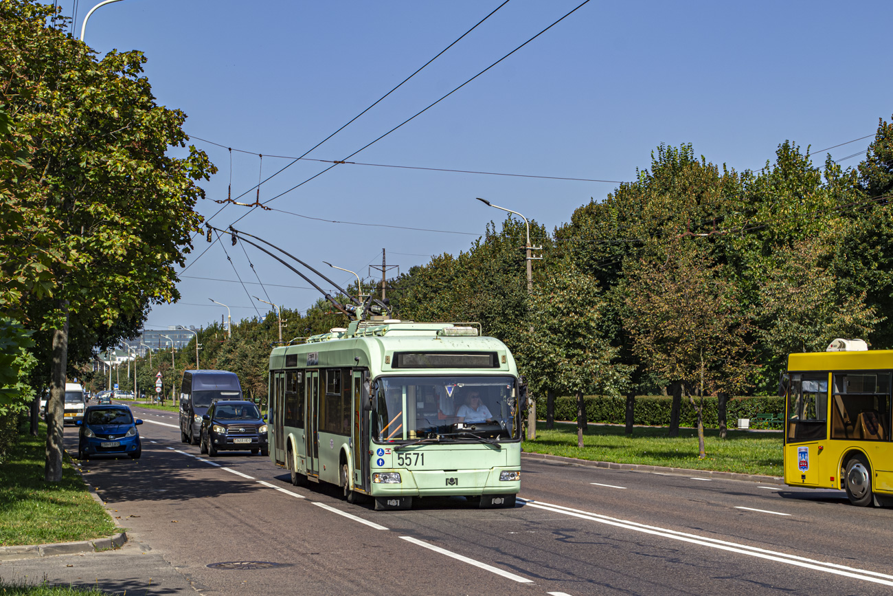 Минск, БКМ 321 № 5571
