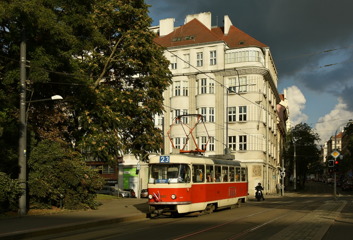 Прага, Tatra T3M № 8085