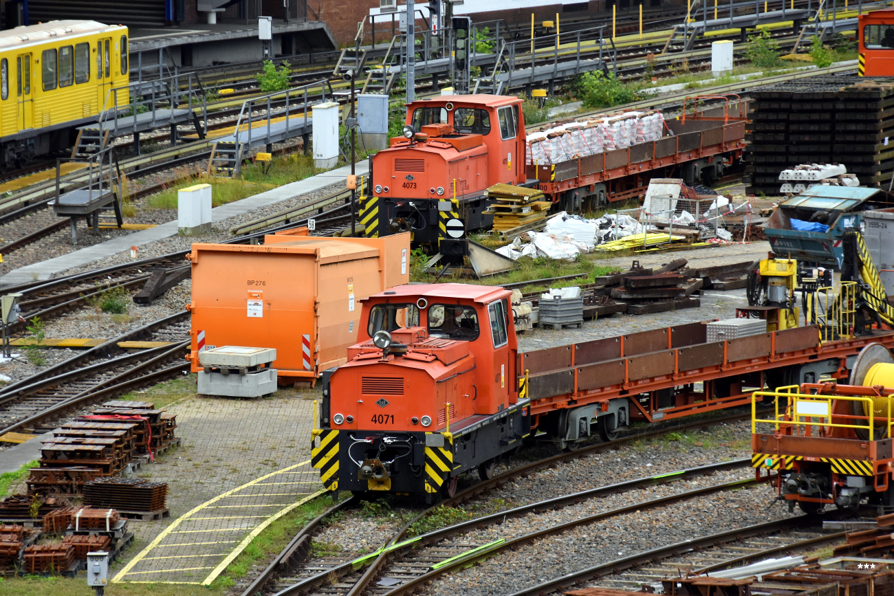 Берлин, MB 250N (SD73) № 4071