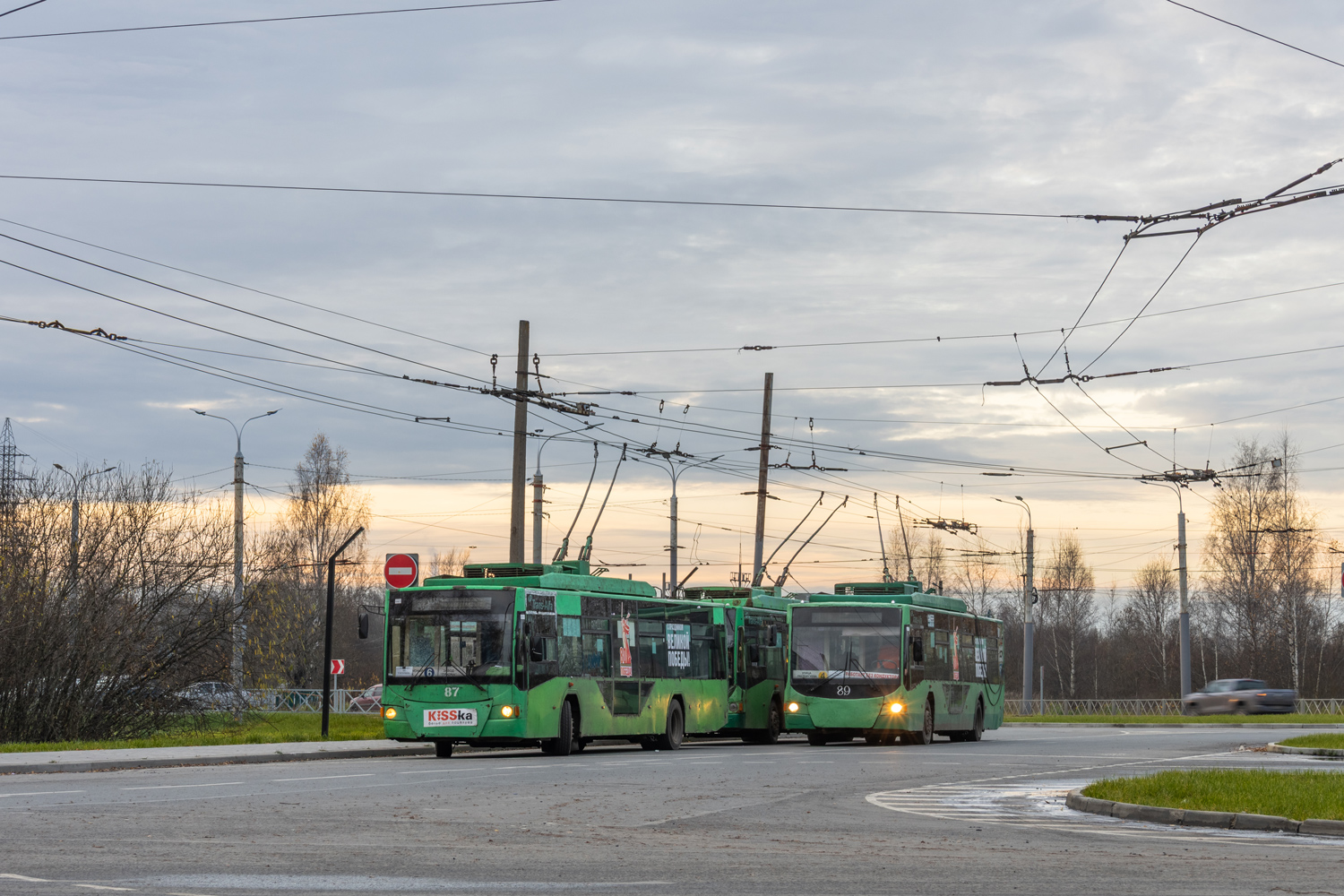 Рыбинск, ВМЗ-5298.01 «Авангард» № 87; Рыбинск, ВМЗ-5298.01 «Авангард» № 17; Рыбинск, ВМЗ-5298.01 «Авангард» № 89