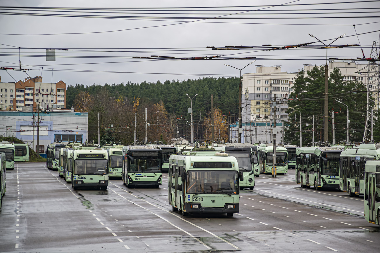 Минск, БКМ 321 № 5466; Минск, МАЗ-303Т20 № 5077; Минск, БКМ 321 № 5510
