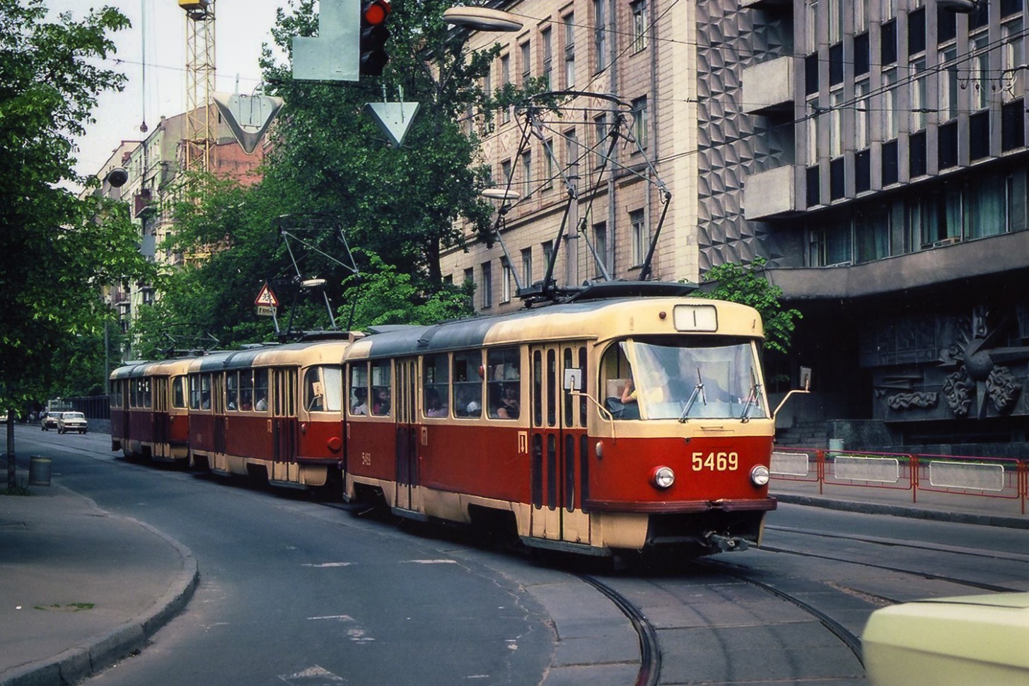 Kiev, Tatra T3SU Nr. 5469; Kiev — Historical photos; Kiev — Tramway lines: Closed lines