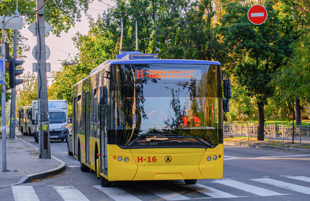 Київ, ЛАЗ E183D1 № Н-16
