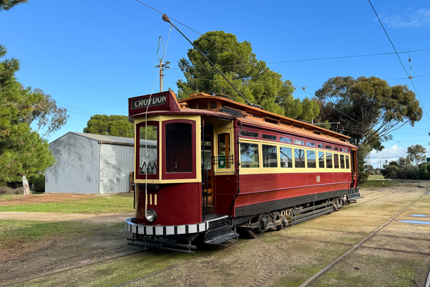 Сейнт Килда, Pengelley MTT Type E1 № 111