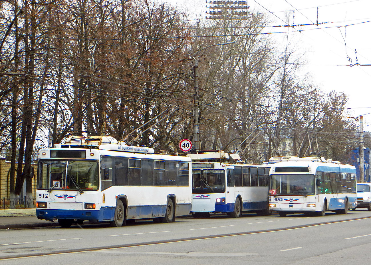 Киров, БТЗ-52764Р № 512