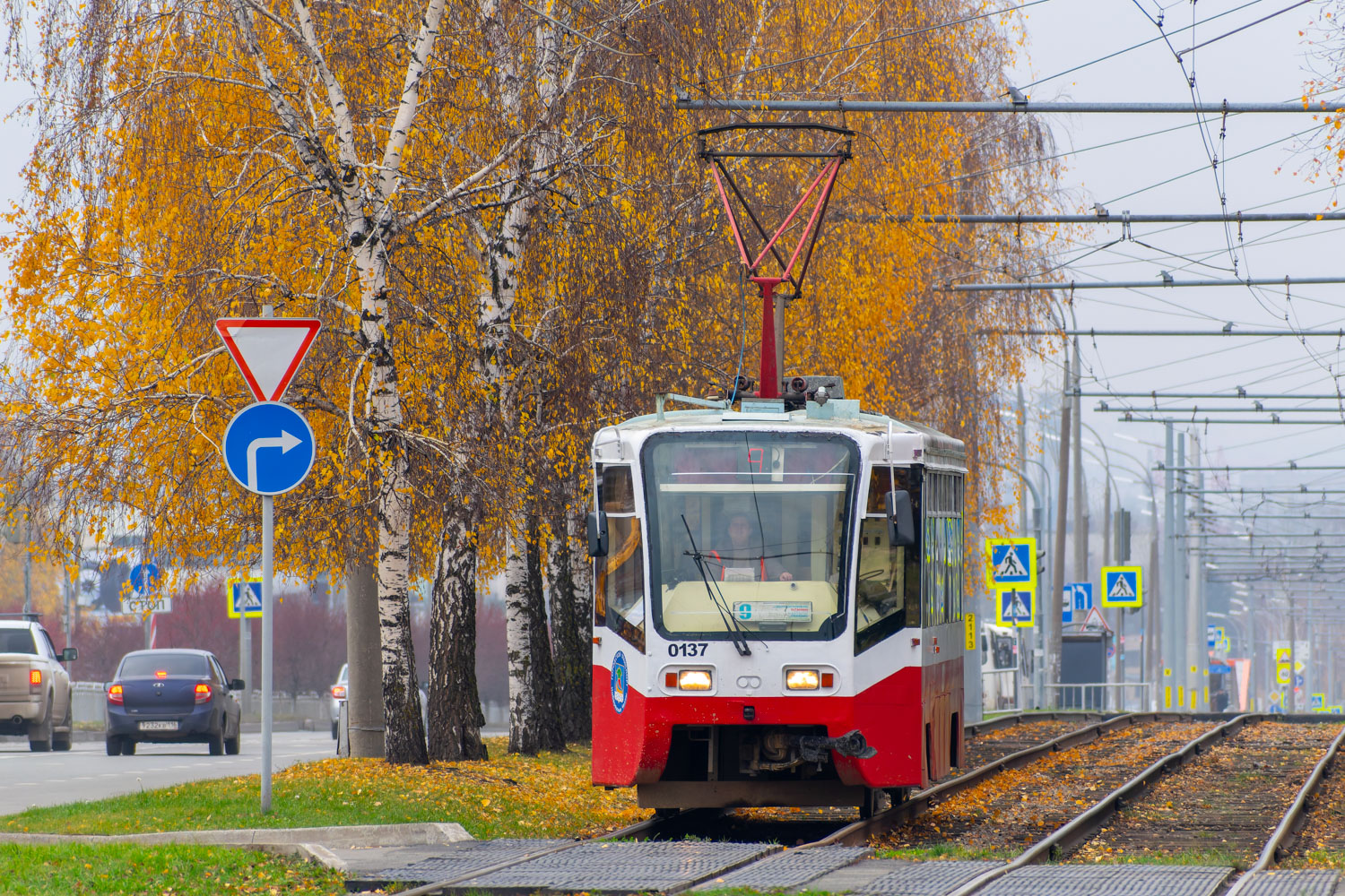 Набережные Челны, 71-619КТ № 0137